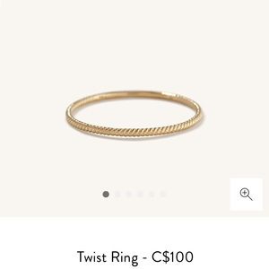 Mejuri Twist Ring 14K solid gold size 7